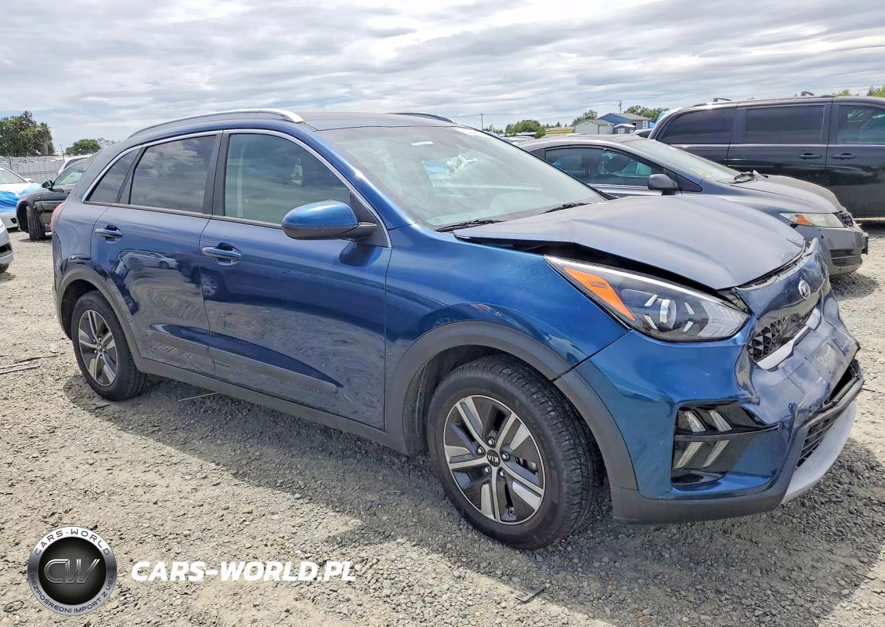 2020 Kia Niro Lxs VIN:KNDCB3LC5L5393127 - 4