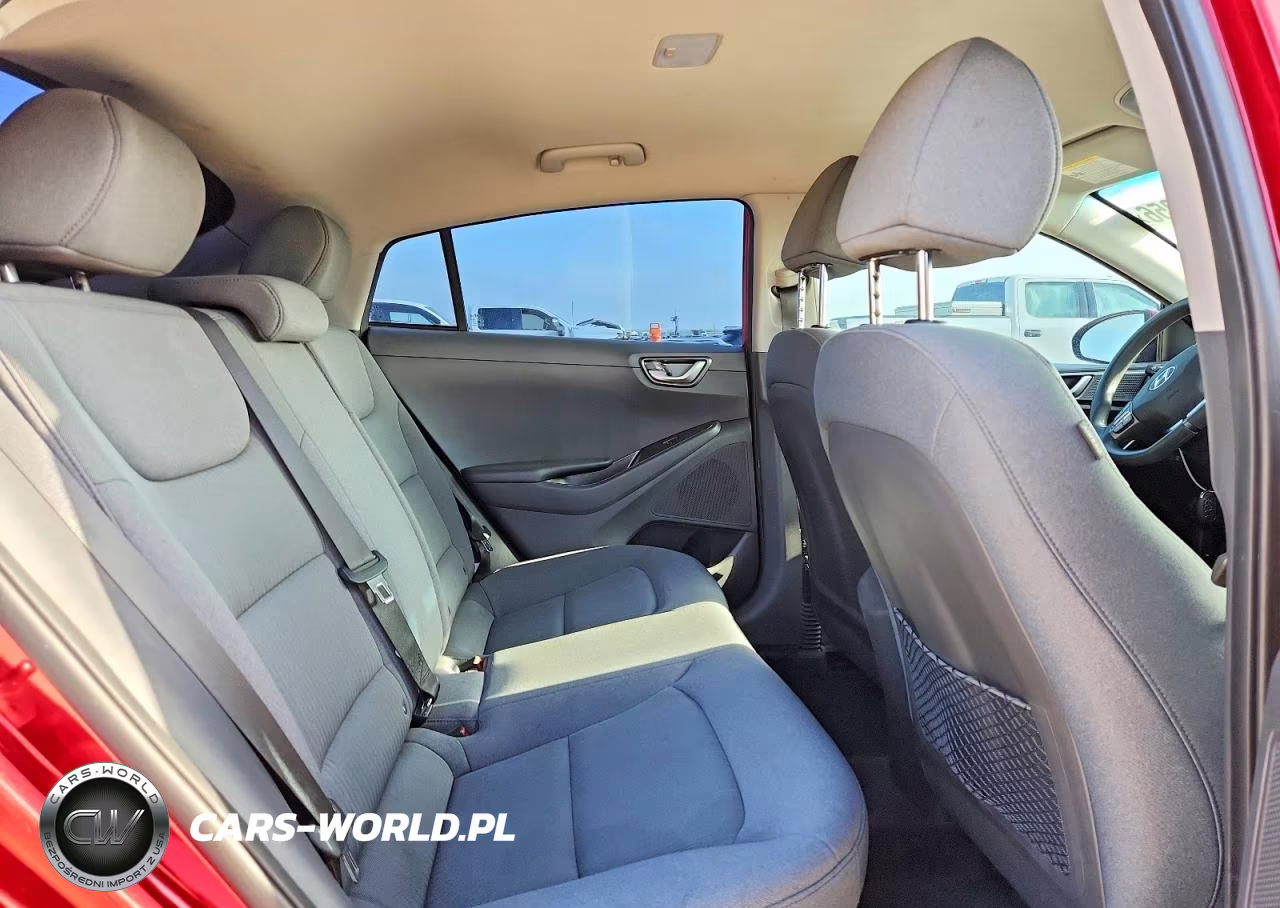 2022 Hyundai Ioniq Blue VIN:KMHC65LC0NU267407 - 10