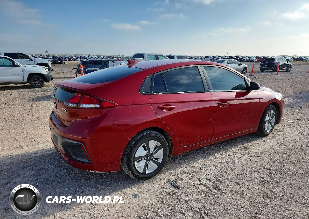 2022 Hyundai Ioniq Blue VIN:KMHC65LC0NU267407 - 3