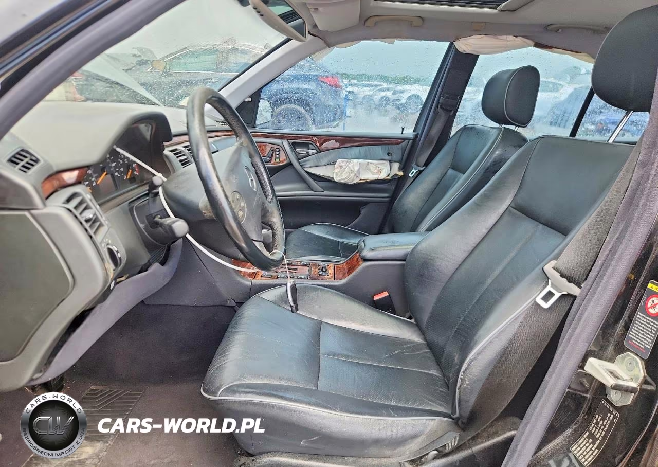 2000 Mercedes-Benz E 320 VIN:WDBJF65J4YB061311 - 7