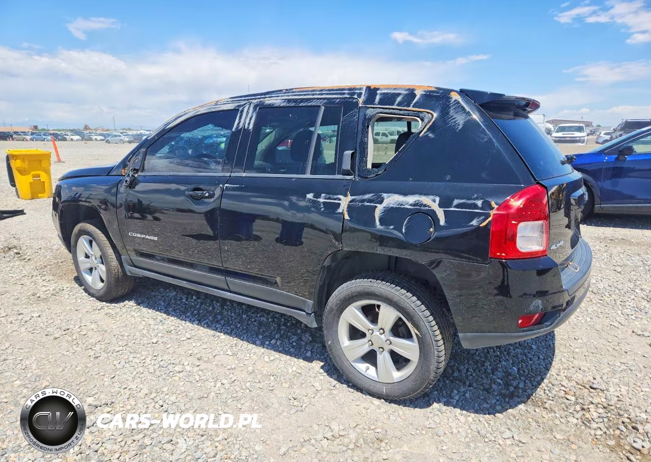 2012 Jeep Compass Latitude VIN:1C4NJDEB5CD609067 - 2