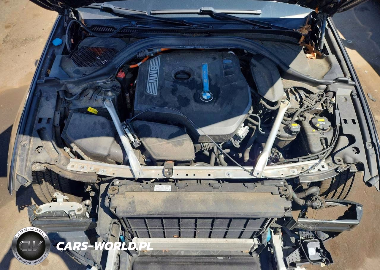 2019 BMW 530Xe VIN:WBAJB1C50KB376827 - 11