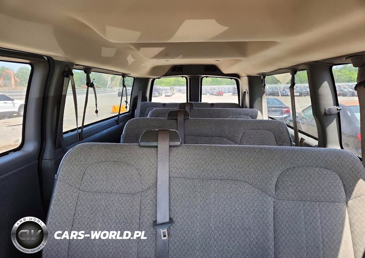 2019 Chevrolet Express G3500 Lt VIN:1GAZGPFG9K1368120 - 10