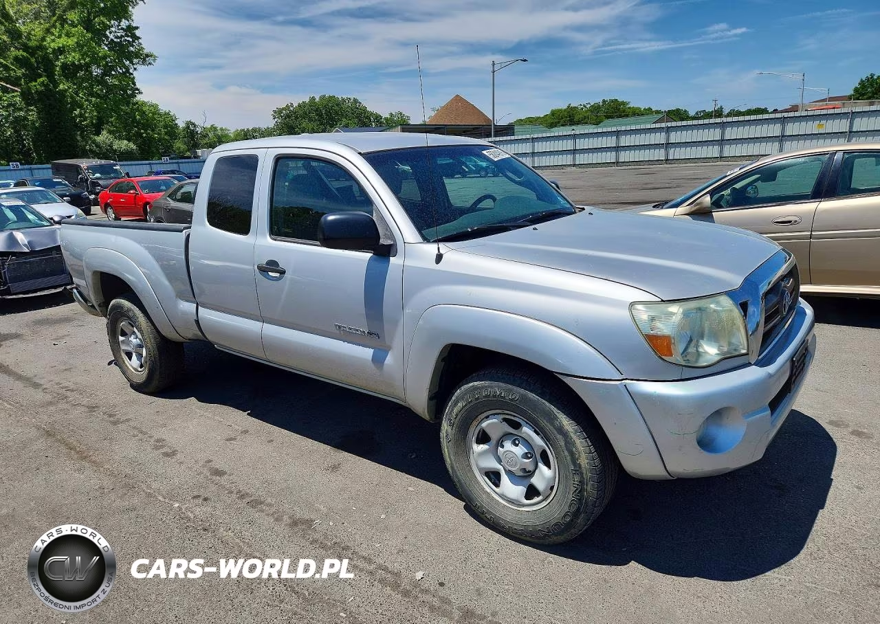 2010 Toyota Tacoma Access Cab VIN:5TEUU4EN4AZ739388 - 4