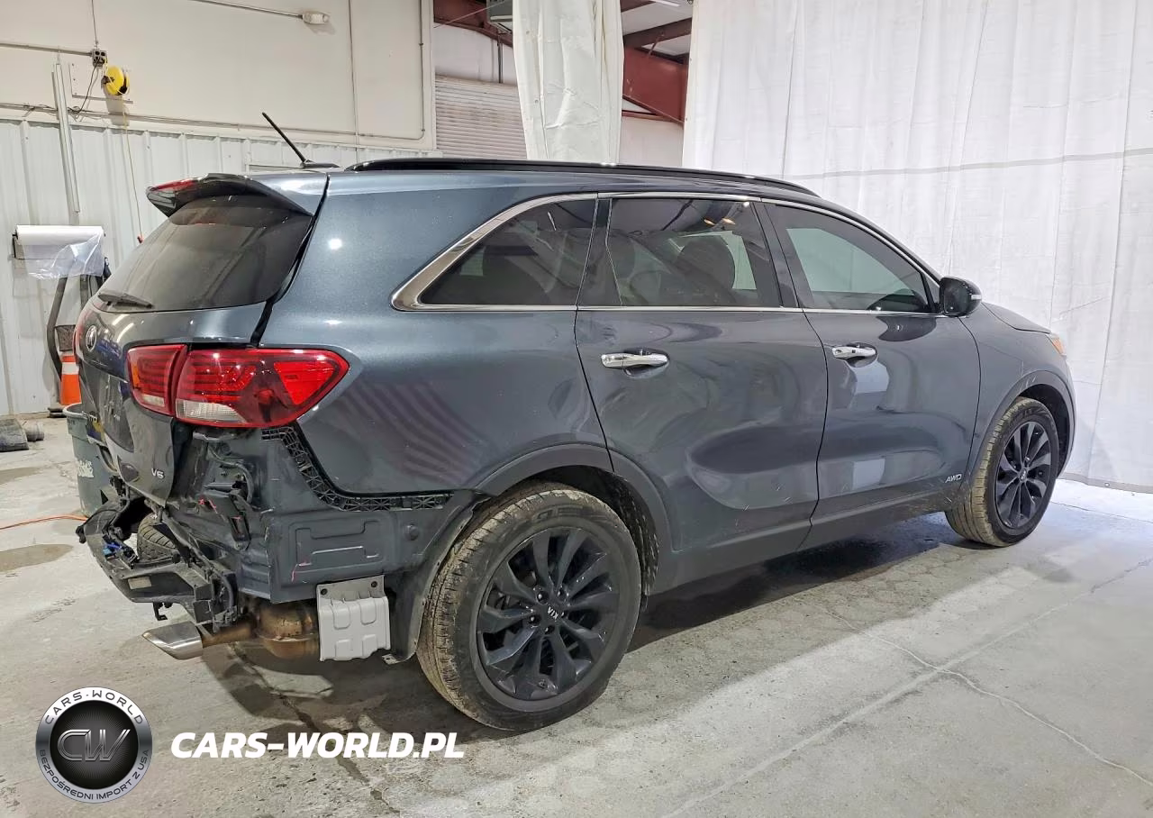 2020 Kia Sorento S VIN:5XYPGDA58LG683818 - 3