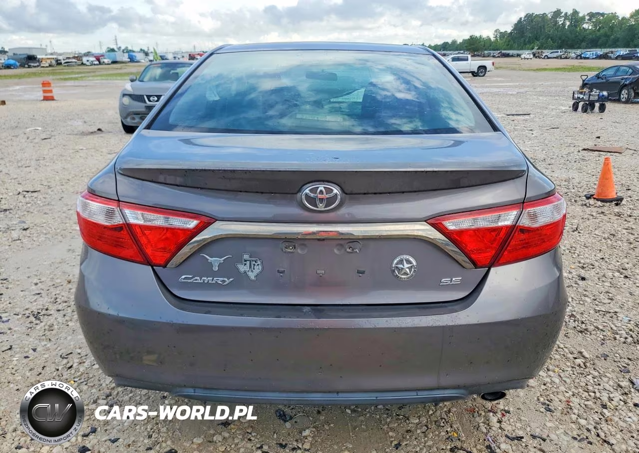 2015 Toyota Camry Se VIN:4T1BF1FK6FU481164 - 6