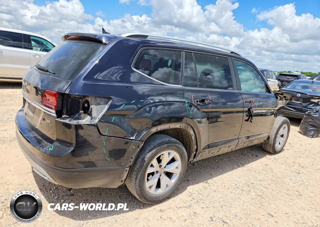 2019 Volkswagen Atlas Se VIN:1V2WR2CA5KC574612 - 3