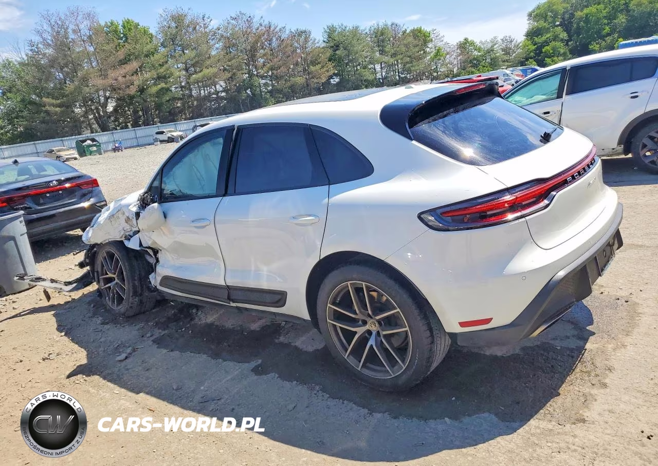 2022 Porsche Macan VIN:WP1AA2A53NLB10746 - 2