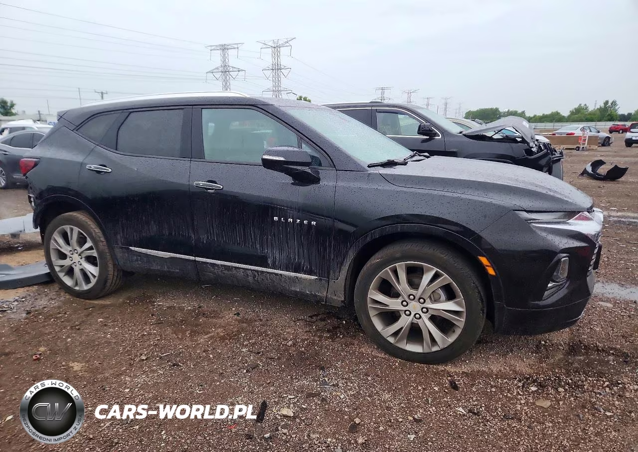 2019 Chevrolet Blazer Premier VIN:3GNKBFRS4KS568197 - 4