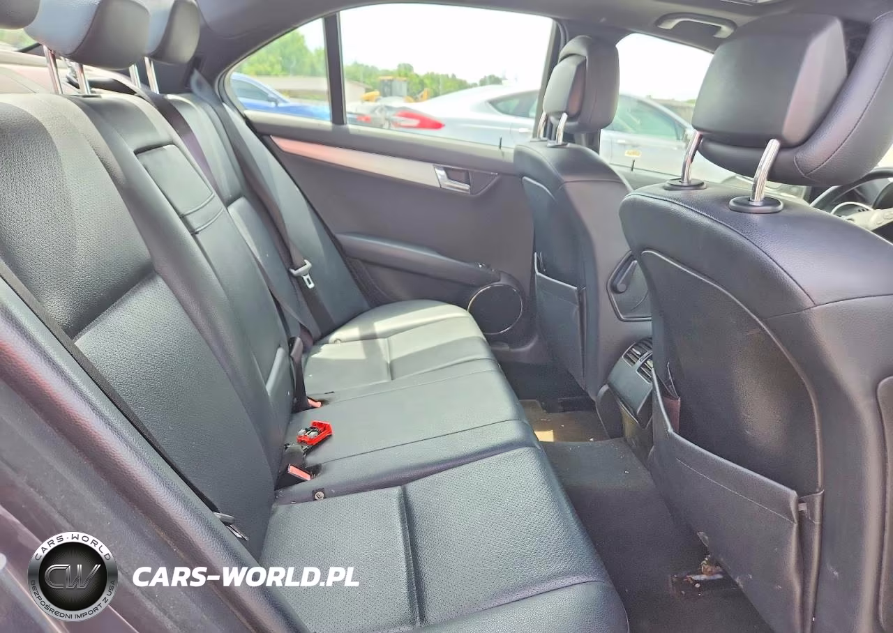 2009 Mercedes-Benz C 300 VIN:WDDGF54X59R061151 - 10