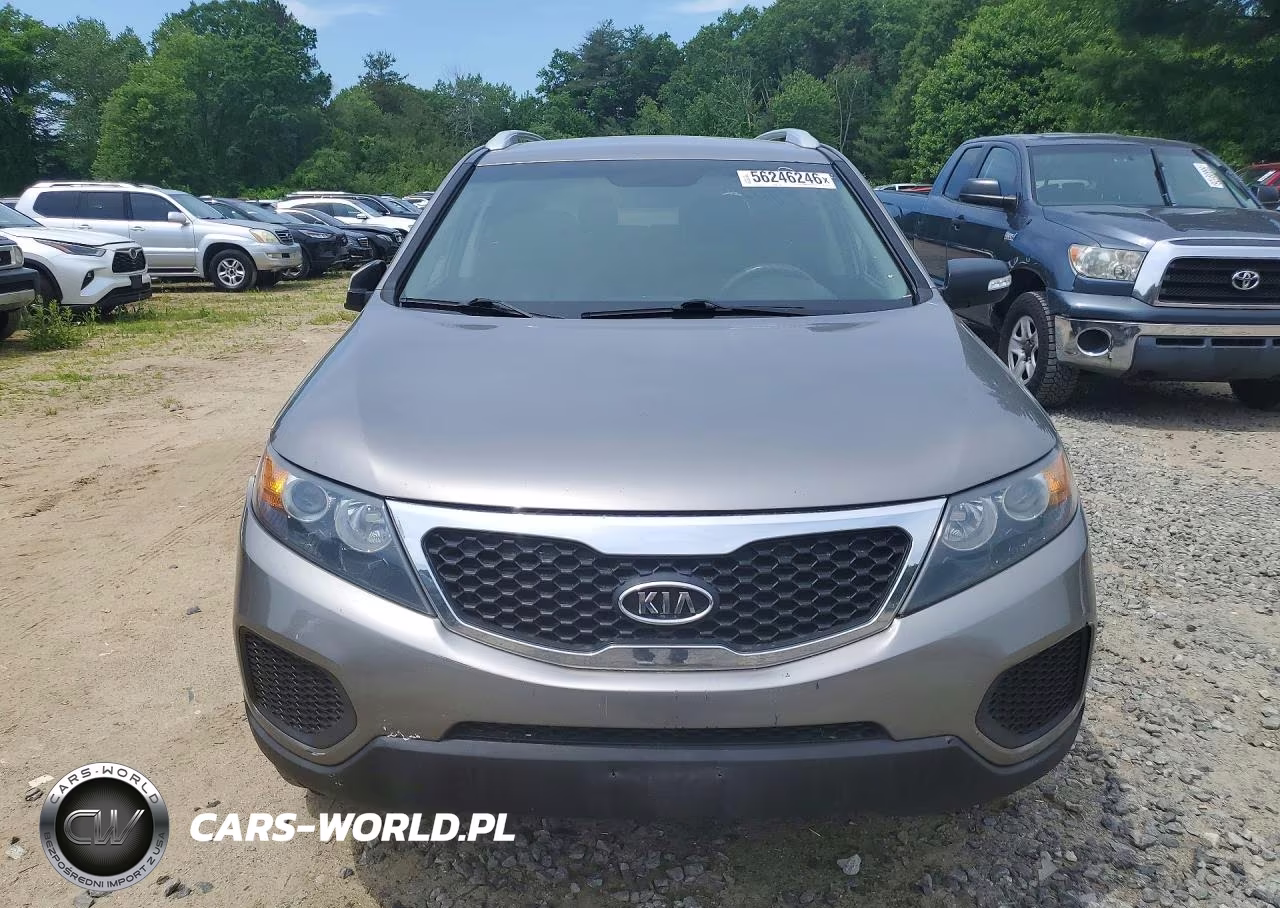 2013 Kia Sorento Lx VIN:5XYKTDA26DG349722 - 5