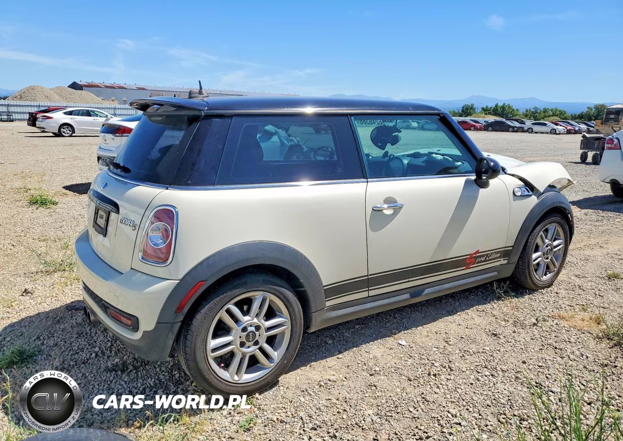 2012 Mini Cooper S VIN:WMWSV3C55CTY18875 - 3