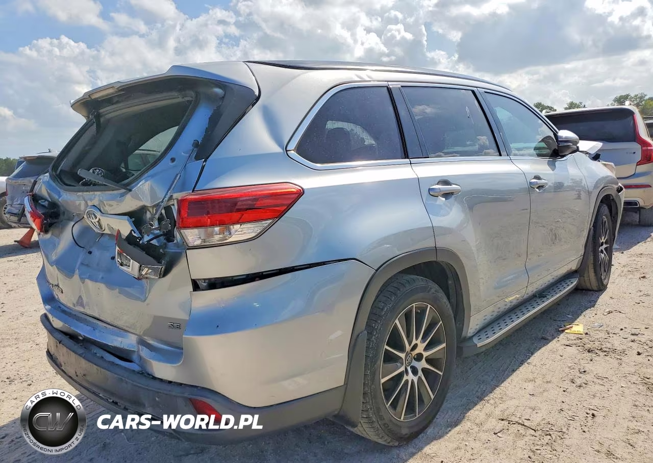 2017 Toyota Highlander Se VIN:5TDKZRFH3HS520492 - 3