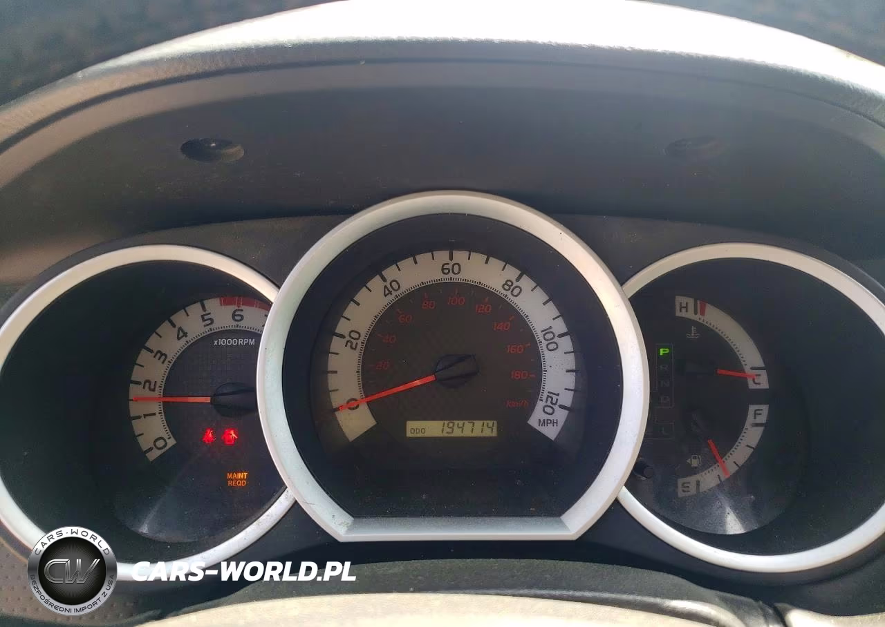 2013 Toyota Tacoma Double Cab VIN:3TMLU4EN9DM111775 - 9