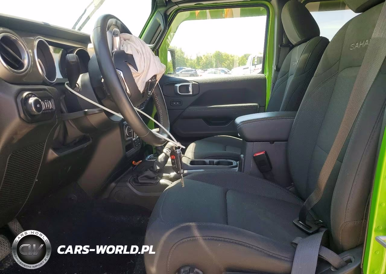 2019 Jeep Wrangler Unlimited Sahara VIN:1C4HJXEGXKW534394 - 7