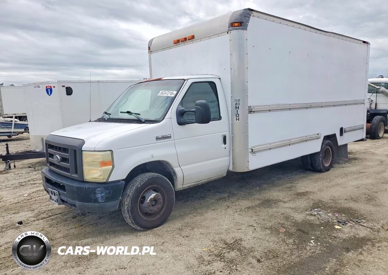 2008 Ford Econoline E350 Super Duty Cutaway Van