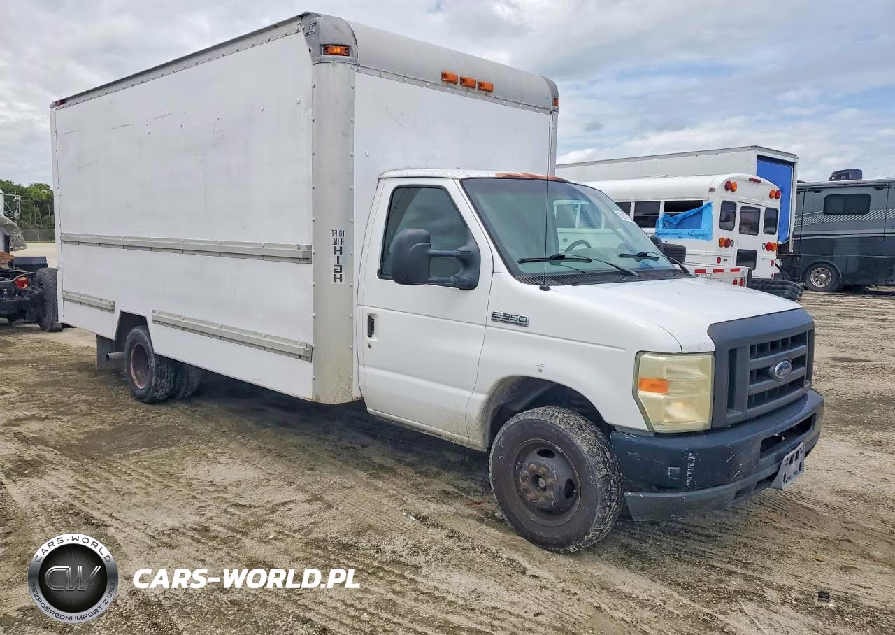 2008 Ford Econoline E350 Super Duty Cutaway Van VIN:1FDWE35L48DA86882 - 4