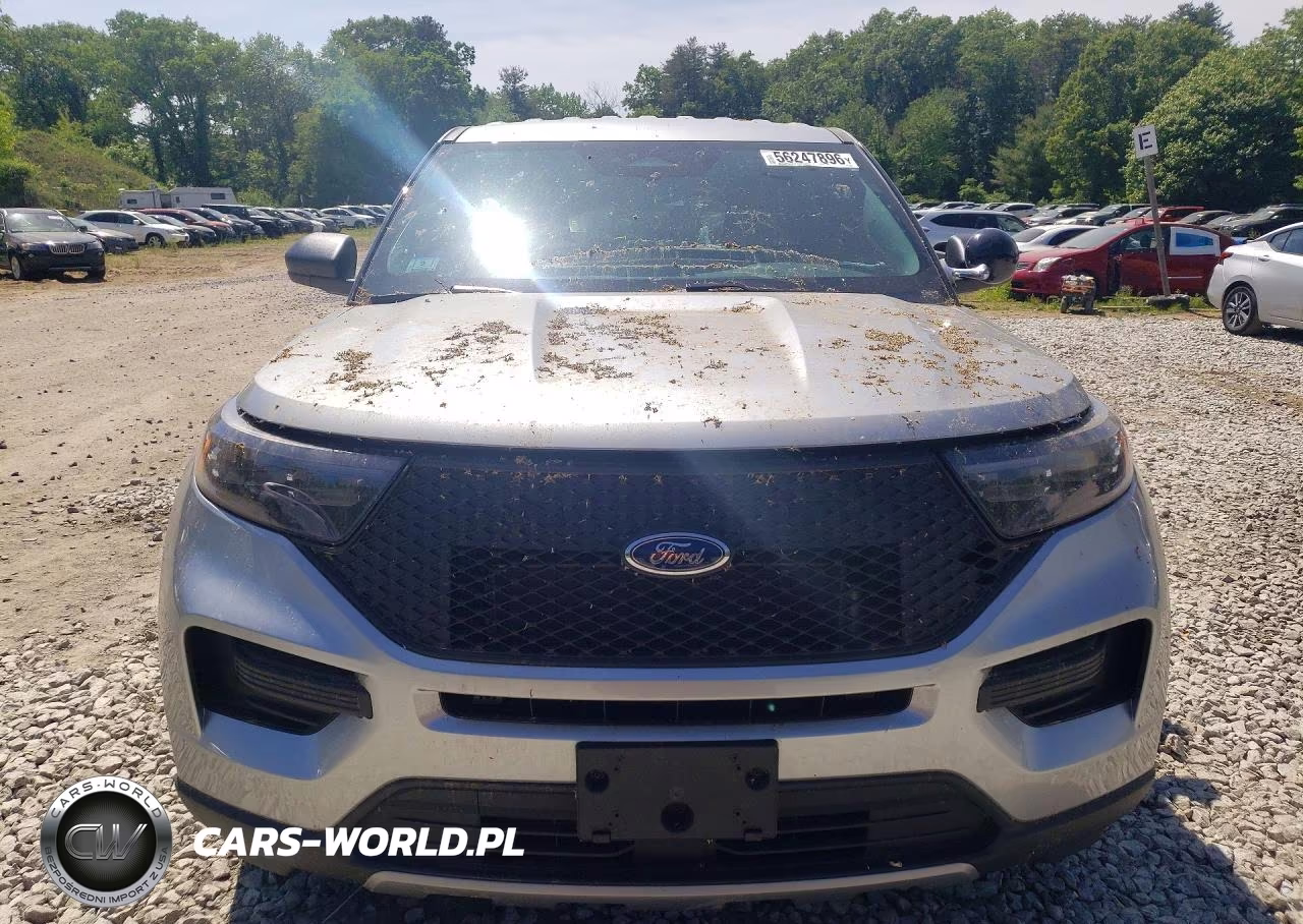 2025 Ford Explorer Police Interceptor VIN:1FM5K8AW3SGC77832 - 5