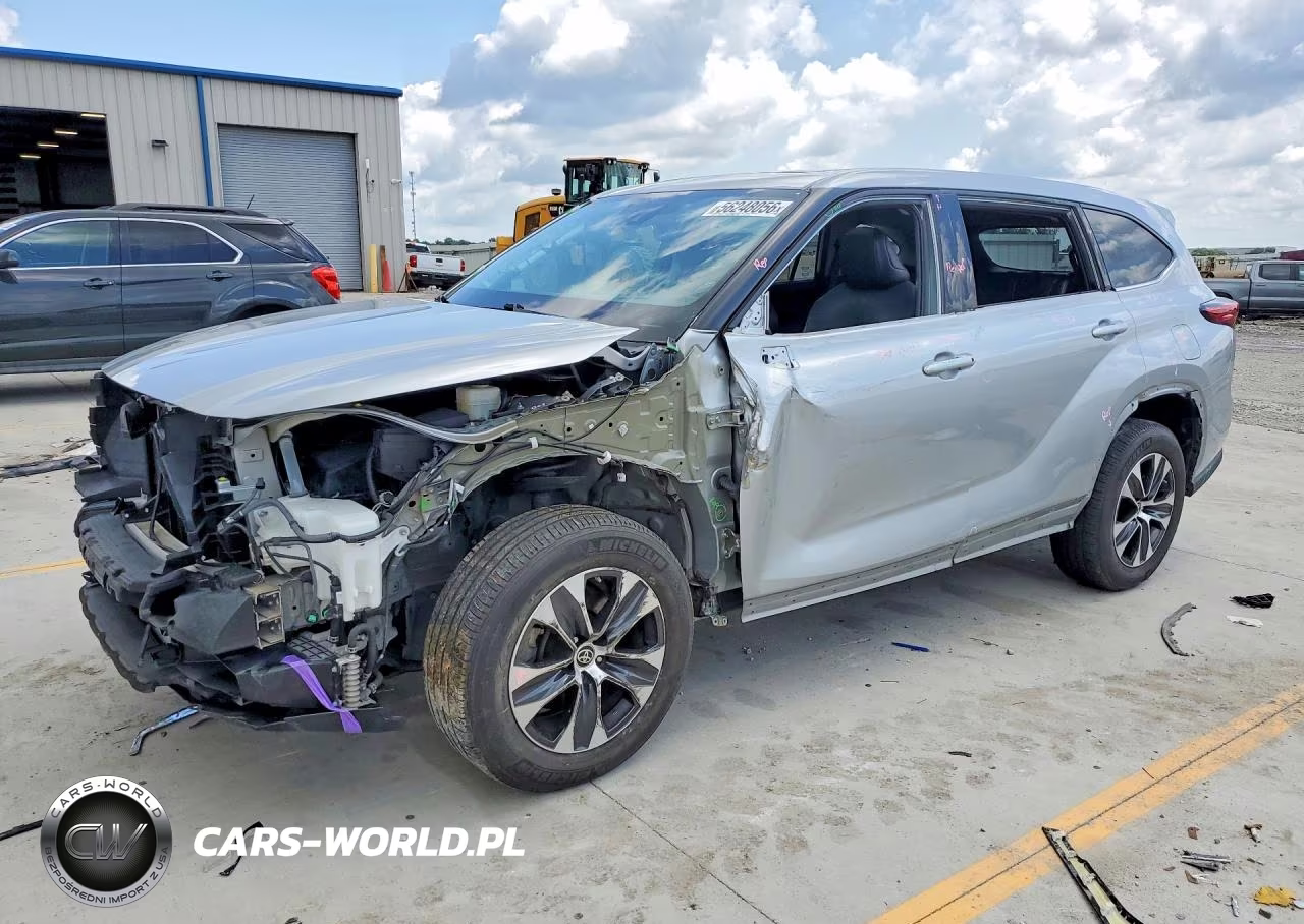 2021 Toyota Highlander Xle – zdjęcie 1 z 13