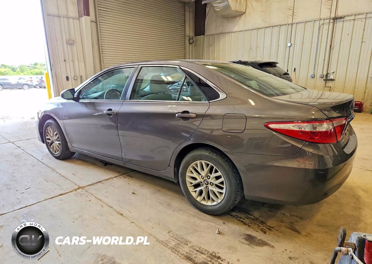 2016 Toyota Camry Le VIN:4T1BF1FK0GU192881 - 2