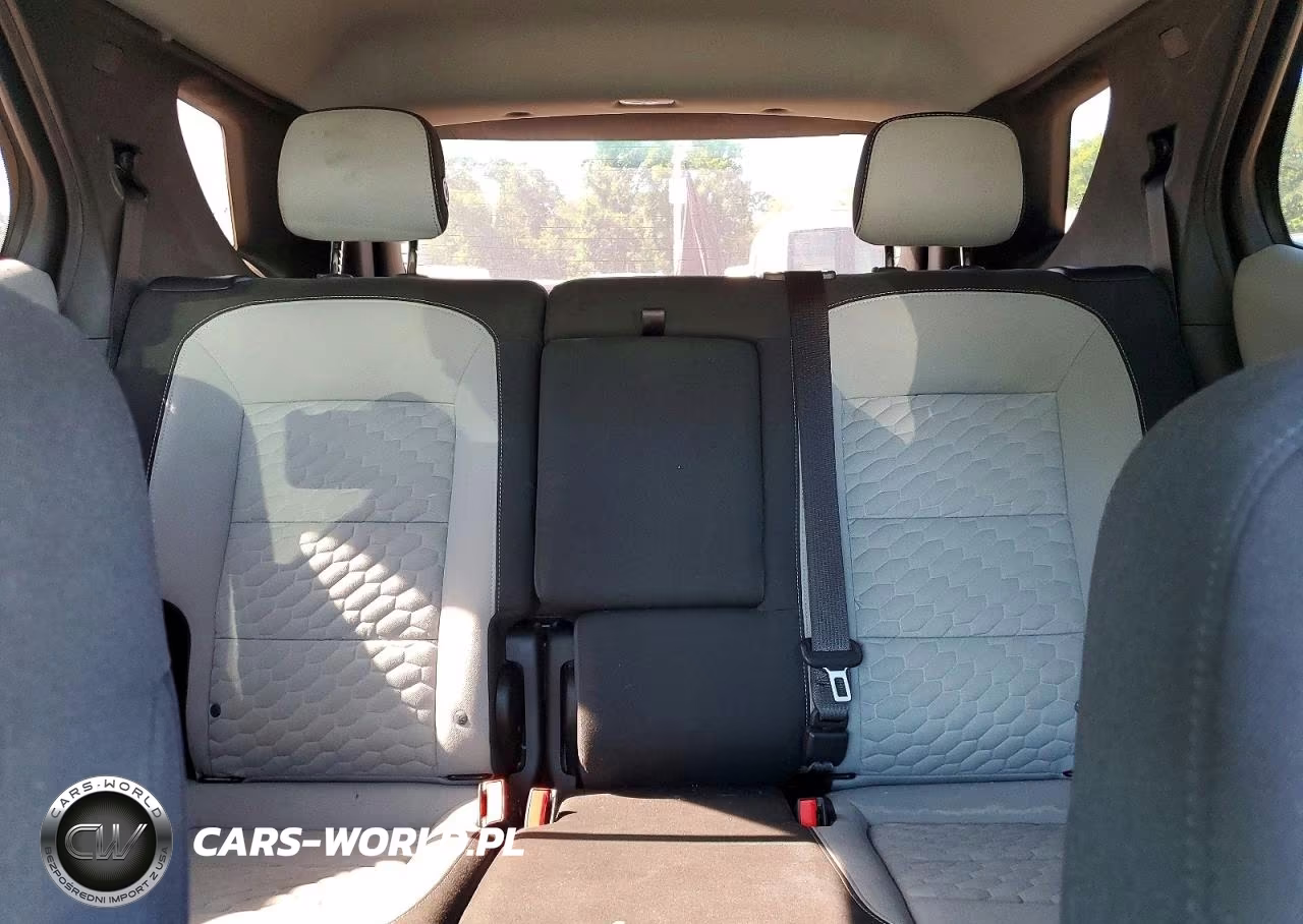 2020 Chevrolet Equinox Ls VIN:3GNAXSEV0LS636096 - 10