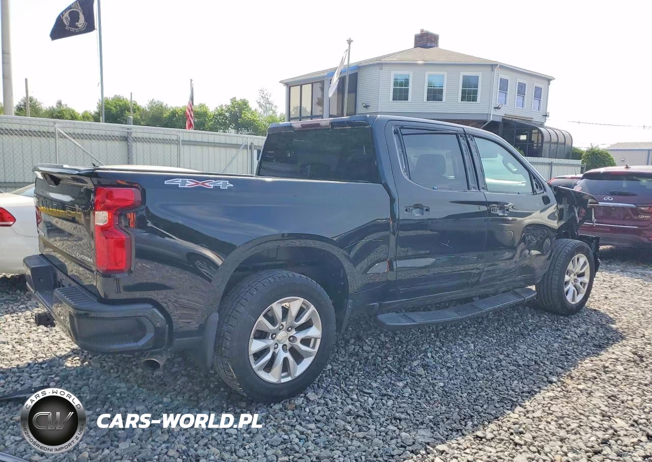 2019 Chevrolet Silverado K1500 Custom VIN:3GCPYBEHXKG307434 - 3