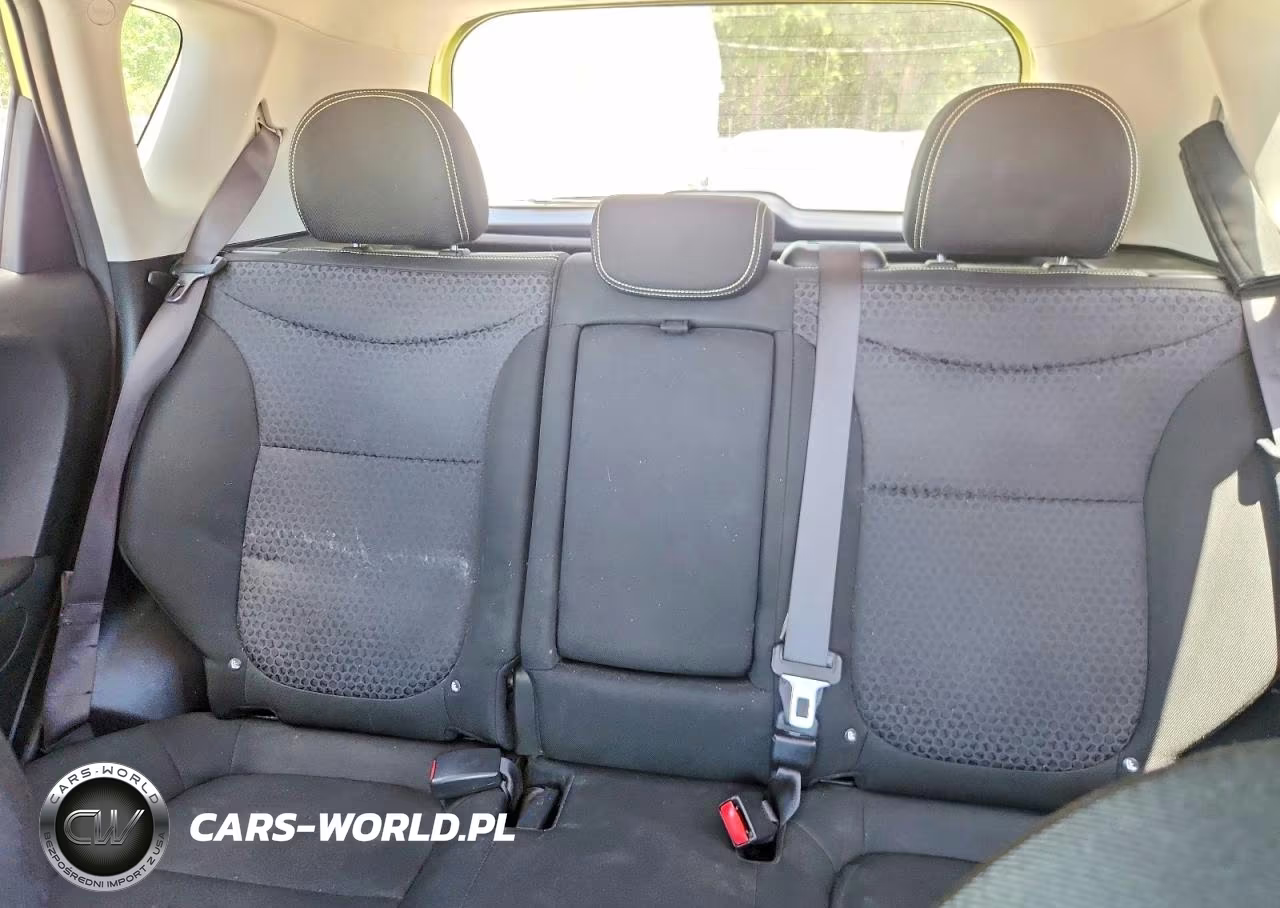 2015 Kia Soul + VIN:KNDJP3A53F7771712 - 10