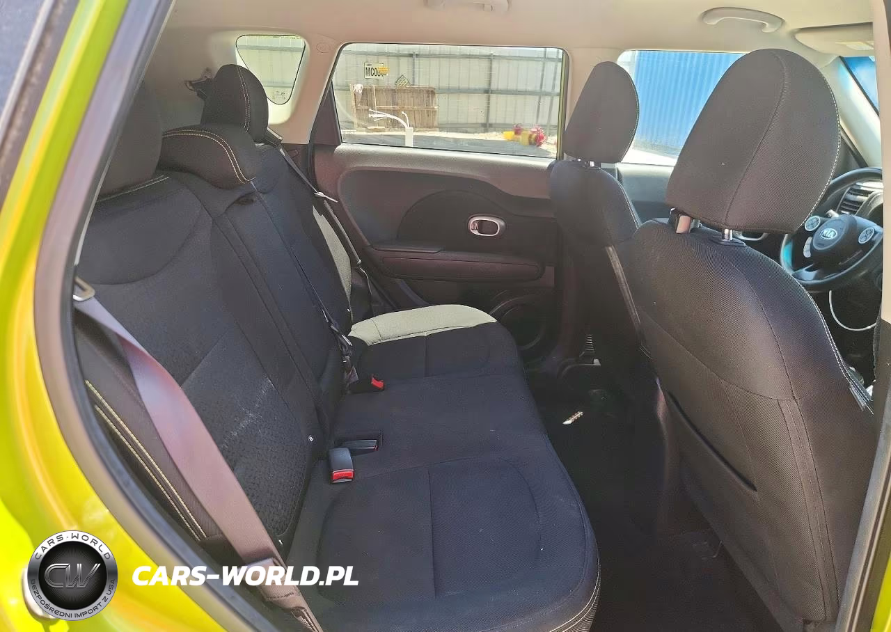 2015 Kia Soul + VIN:KNDJP3A53F7771712 - 11