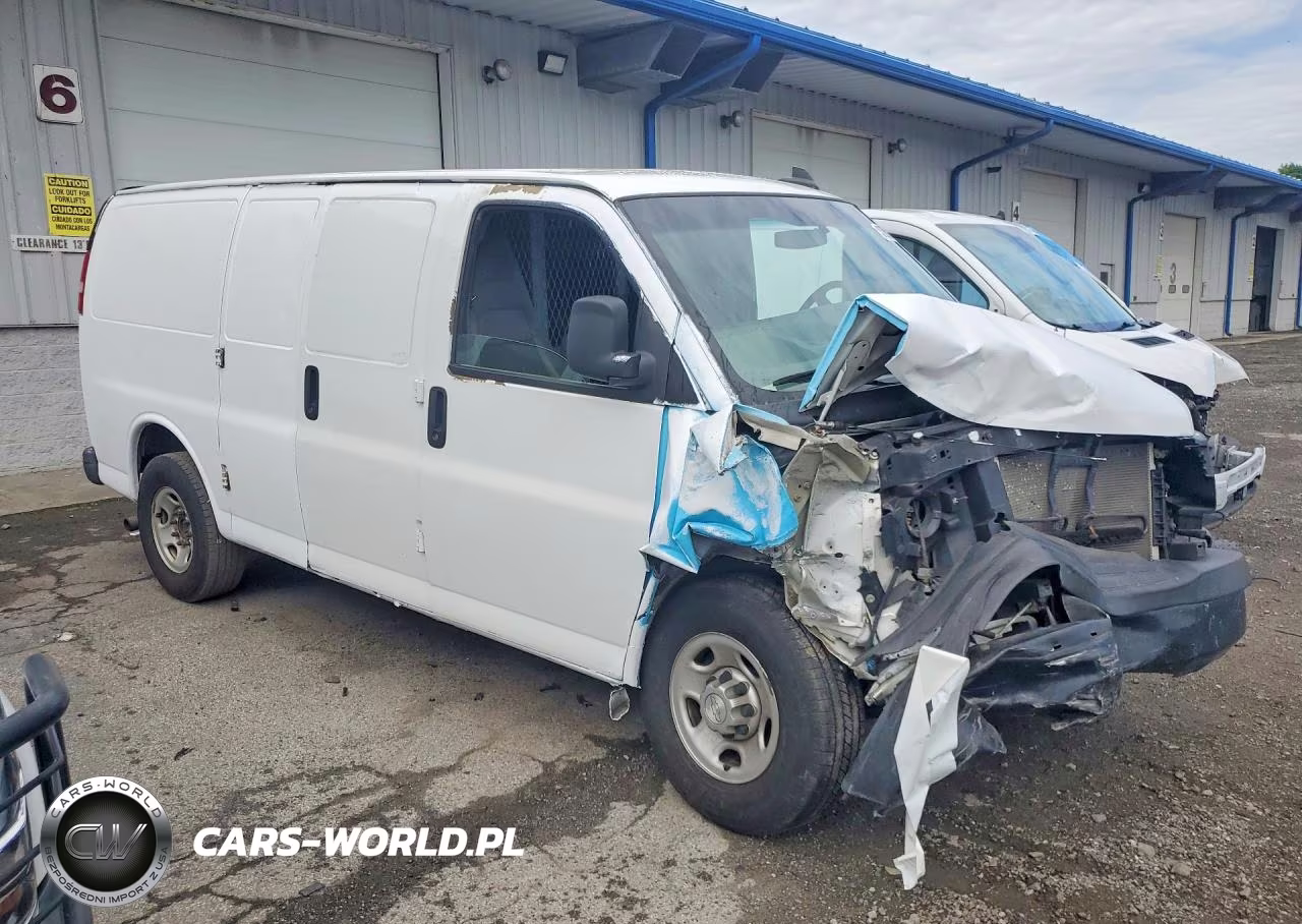 2015 Chevrolet Express G2500 VIN:1GCWGFFF2F1109518 - 4