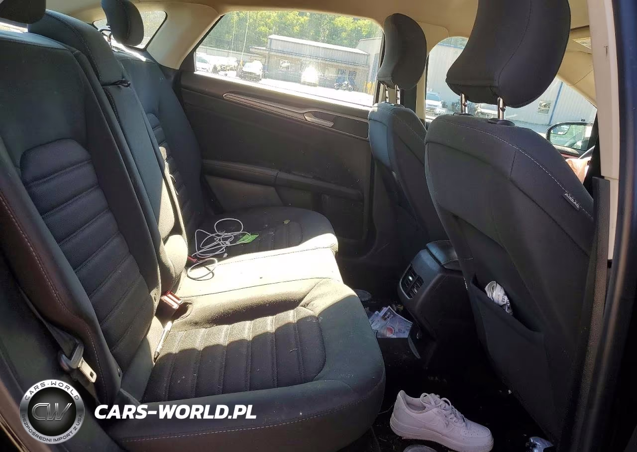 2017 Ford Fusion Se VIN:3FA6P0H79HR404102 - 10