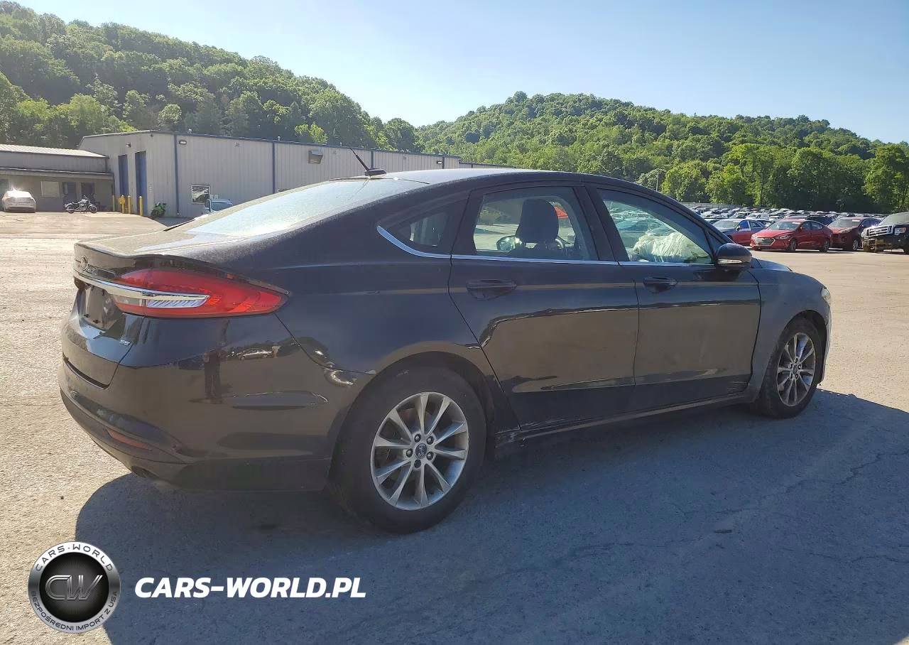 2017 Ford Fusion Se VIN:3FA6P0H79HR404102 - 3