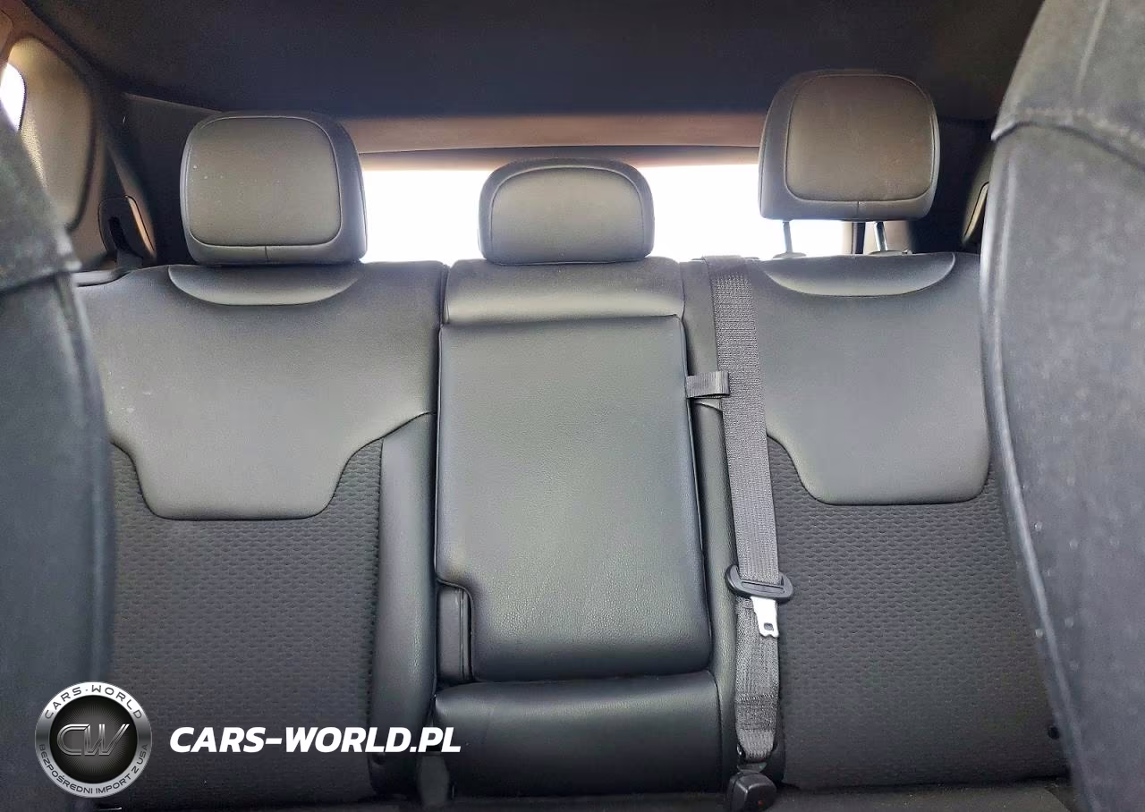 2023 Jeep Compass Latitude VIN:3C4NJDBN6PT515648 - 10