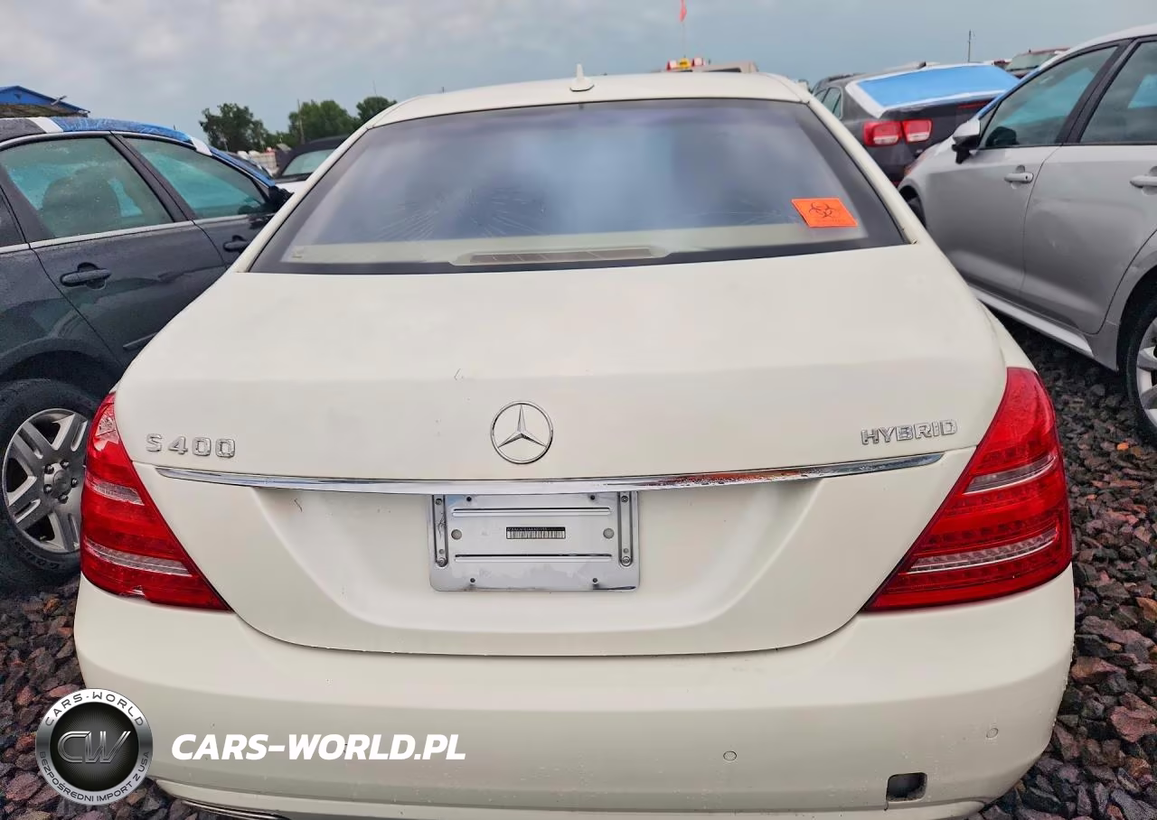 2010 Mercedes-Benz S 400 VIN:WDDNG9FB3AA302155 - 6