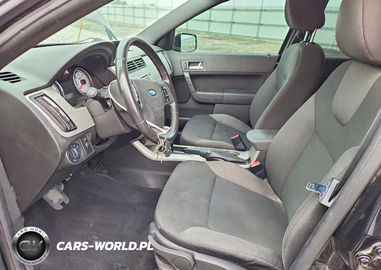 2009 Ford Focus Ses VIN:1FAHP36NX9W238179 - 7