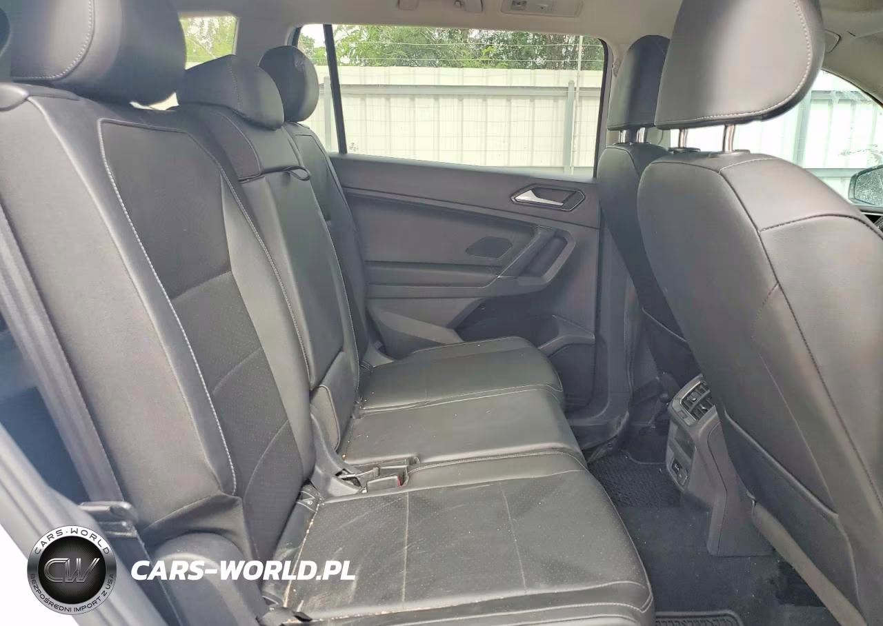 2018 Volkswagen Tiguan Se VIN:3VV3B7AX6JM124818 - 10