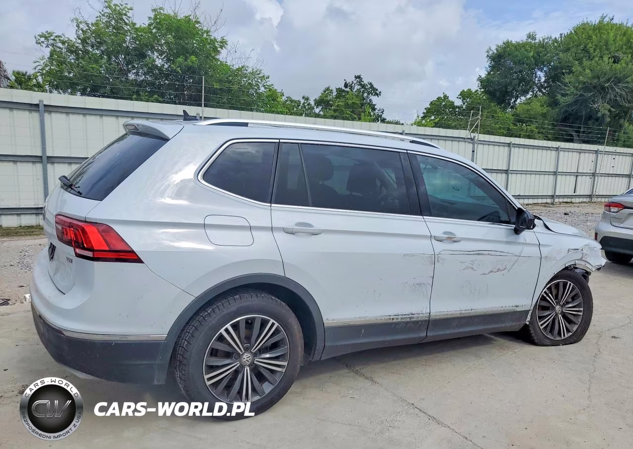 2018 Volkswagen Tiguan Se VIN:3VV3B7AX6JM124818 - 3
