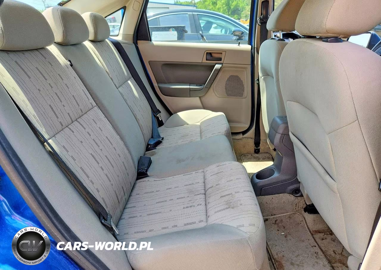 2010 Ford Focus Se VIN:1FAHP3FN5AW248302 - 10