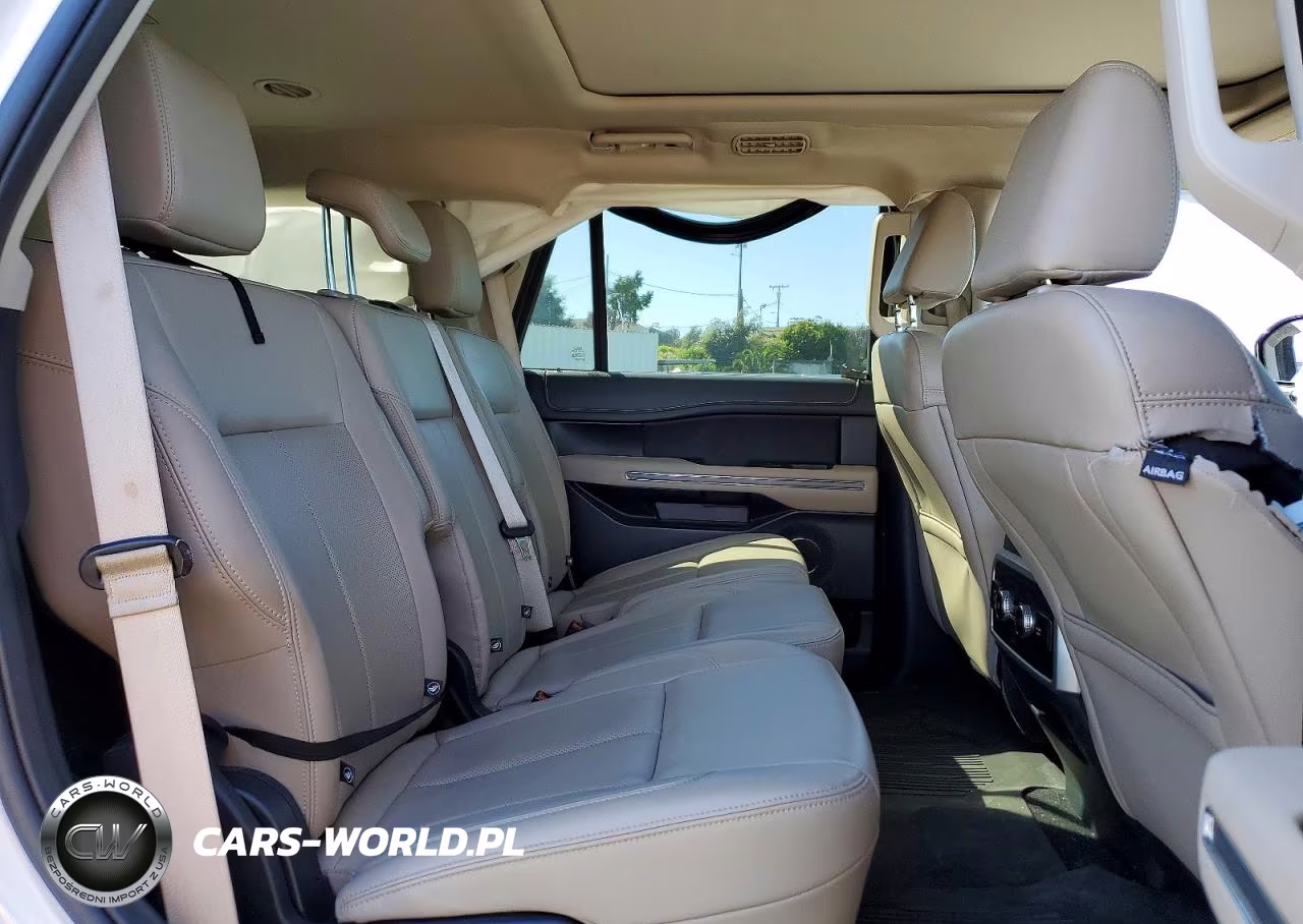 2023 Ford Expedition Xlt VIN:1FMJU1J8XPEA63439 - 11
