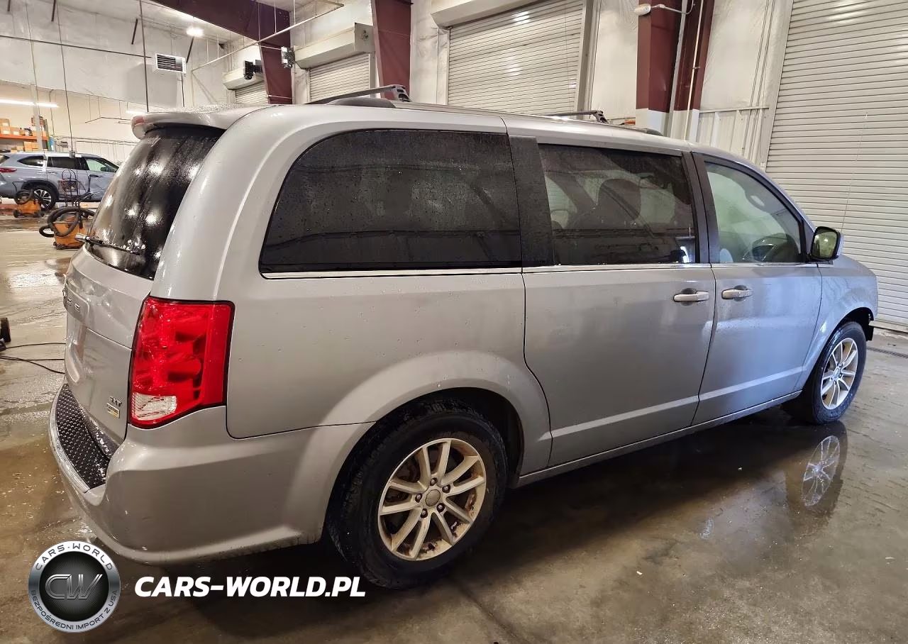 2019 Dodge Grand Caravan Sxt VIN:2C4RDGCG0KR753078 - 3