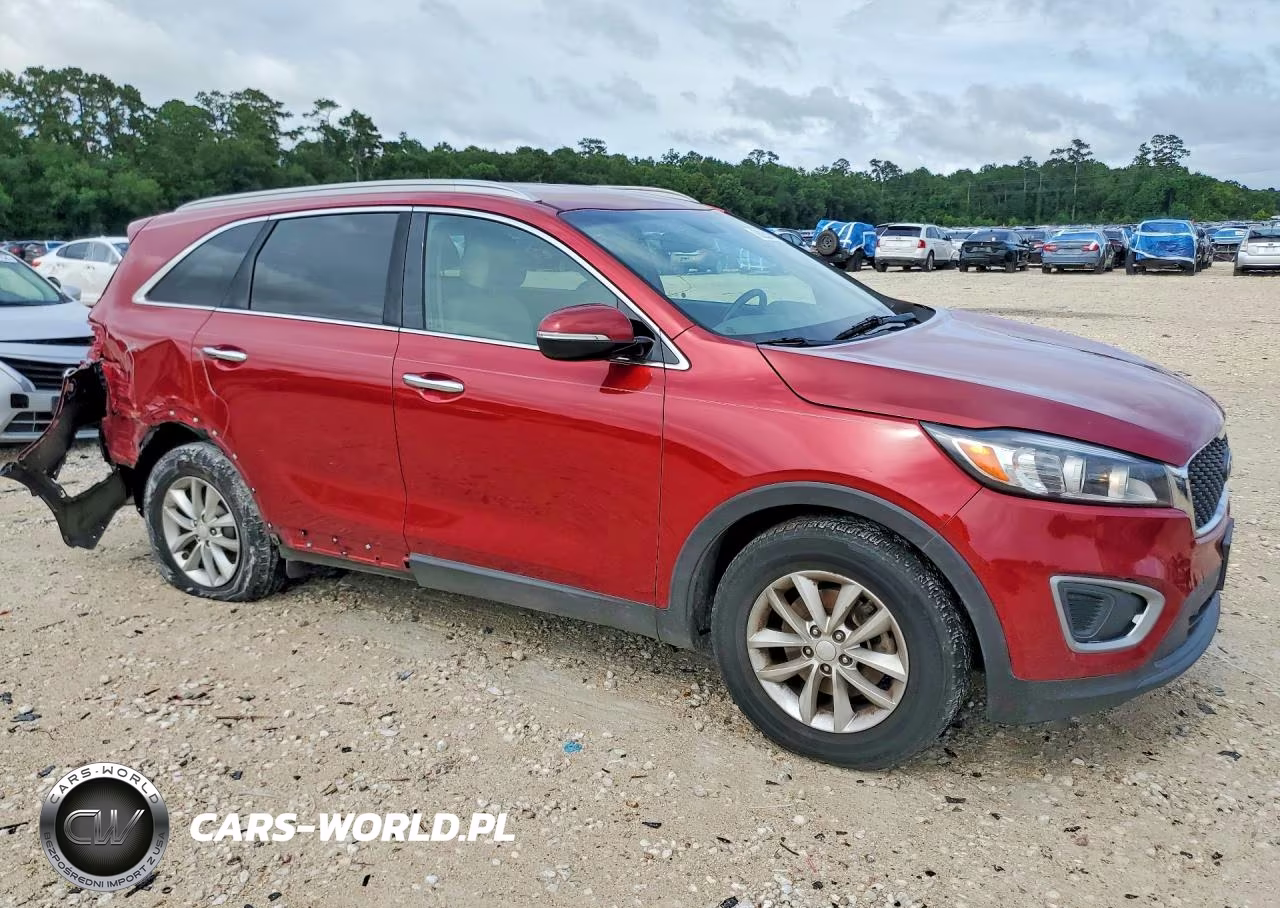 2018 Kia Sorento Lx VIN:5XYPG4A34JG411326 - 4
