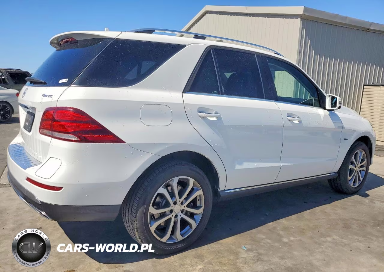 2017 Mercedes-Benz Gle 550E 4Matic VIN:4JGDA6DB8HA814055 - 3
