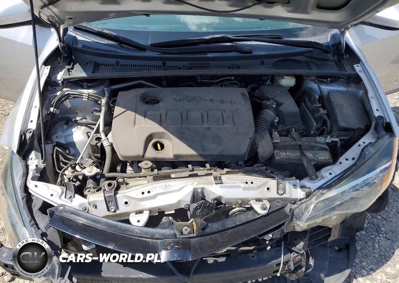 2018 Toyota Corolla Le VIN:2T1BURHE6JC056078 - 11