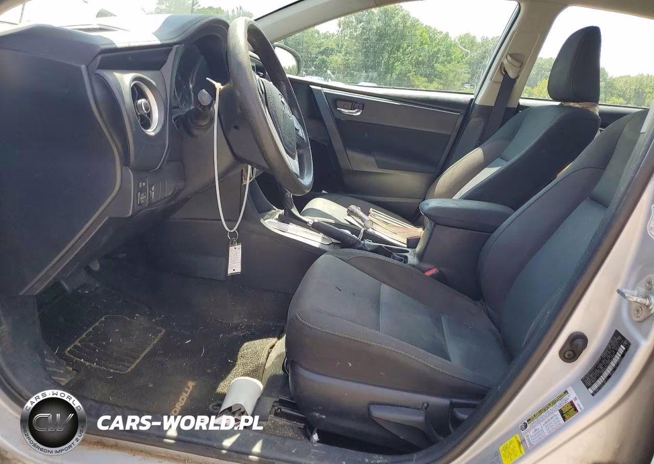2018 Toyota Corolla Le VIN:2T1BURHE6JC056078 - 7
