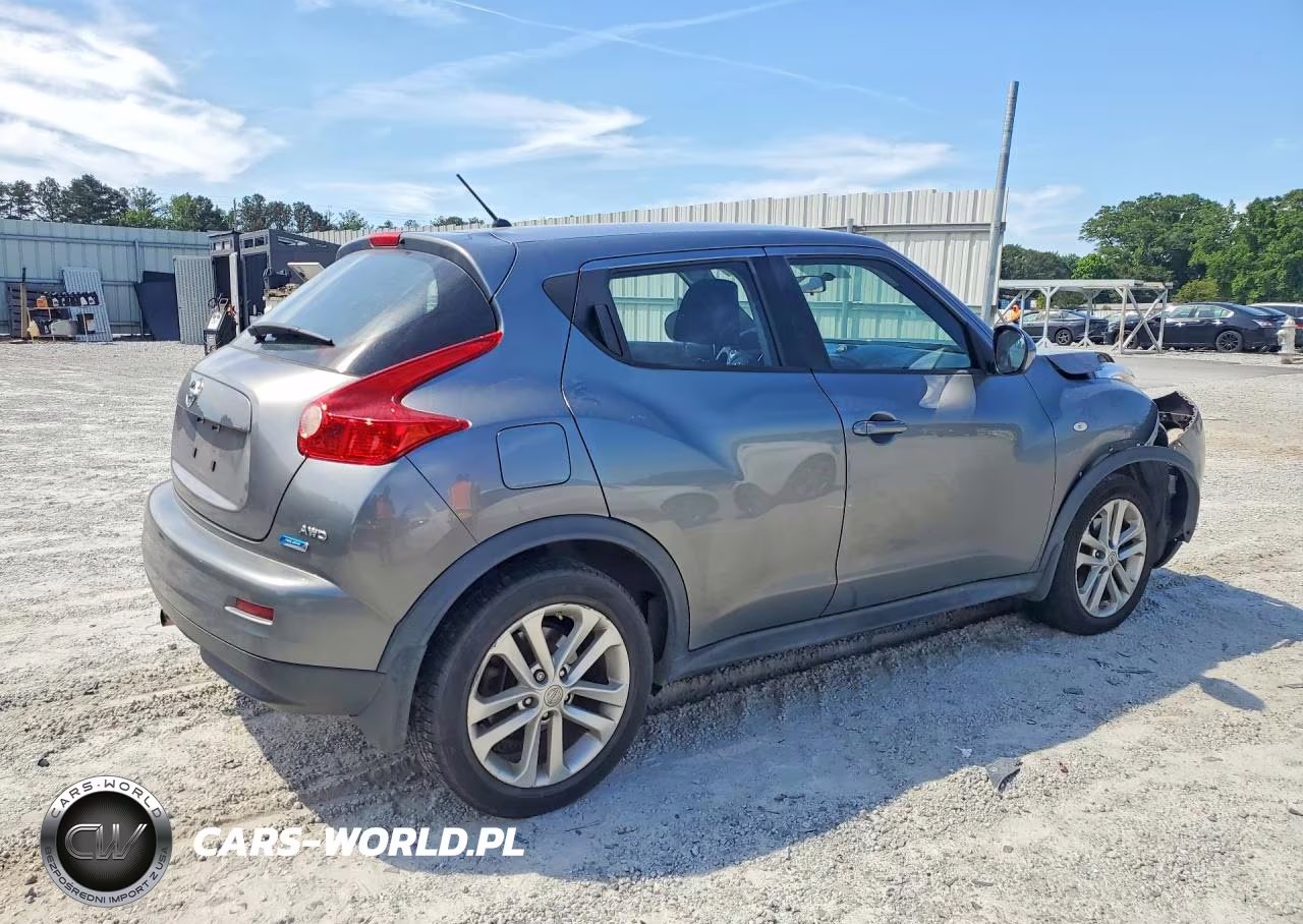 2014 Nissan Juke S VIN:JN8AF5MV4ET483265 - 3