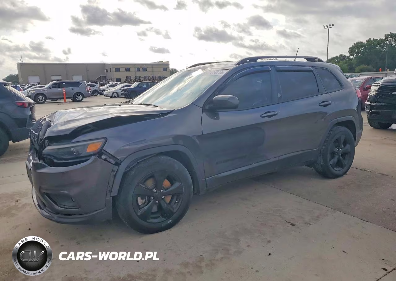 2019 Jeep Cherokee Latitude Plus – zdjęcie 1 z 13