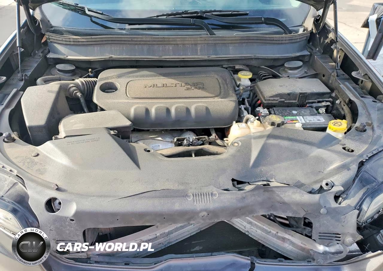 2019 Jeep Cherokee Latitude Plus VIN:1C4PJLLB4KD338846 - 12