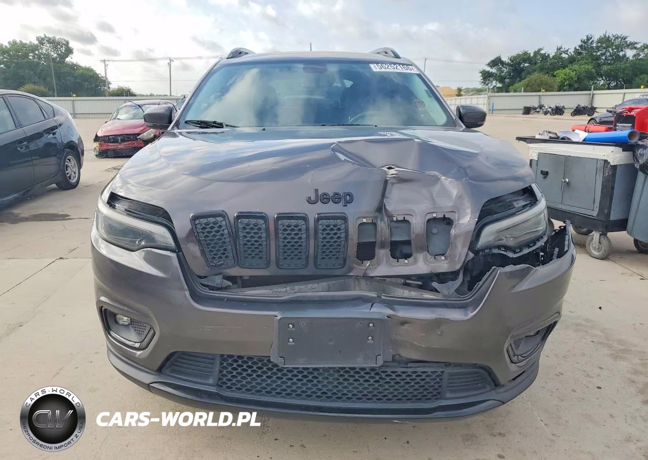 2019 Jeep Cherokee Latitude Plus VIN:1C4PJLLB4KD338846 - 5