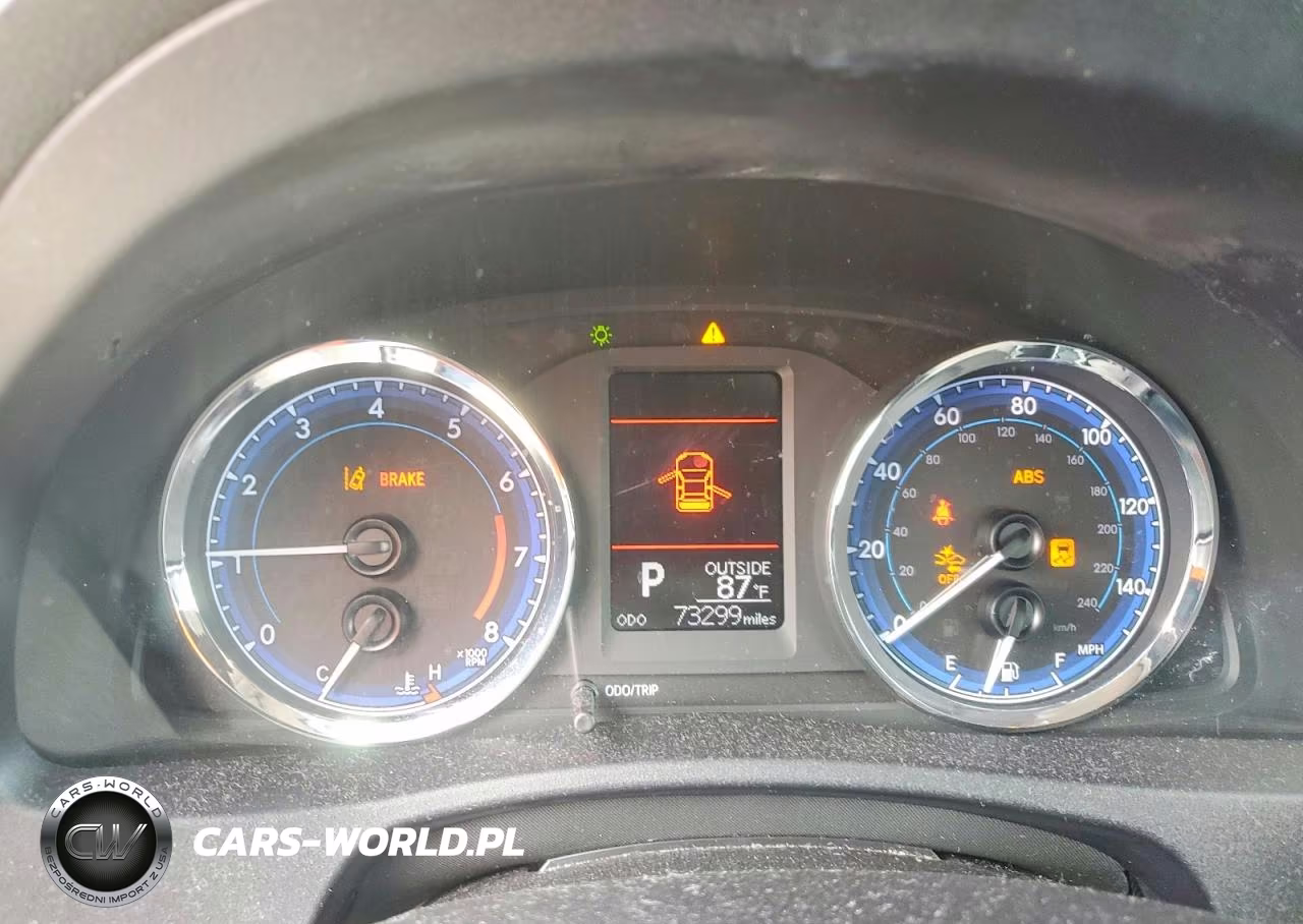 2018 Toyota Corolla Le VIN:2T1BURHEXJC029126 - 9