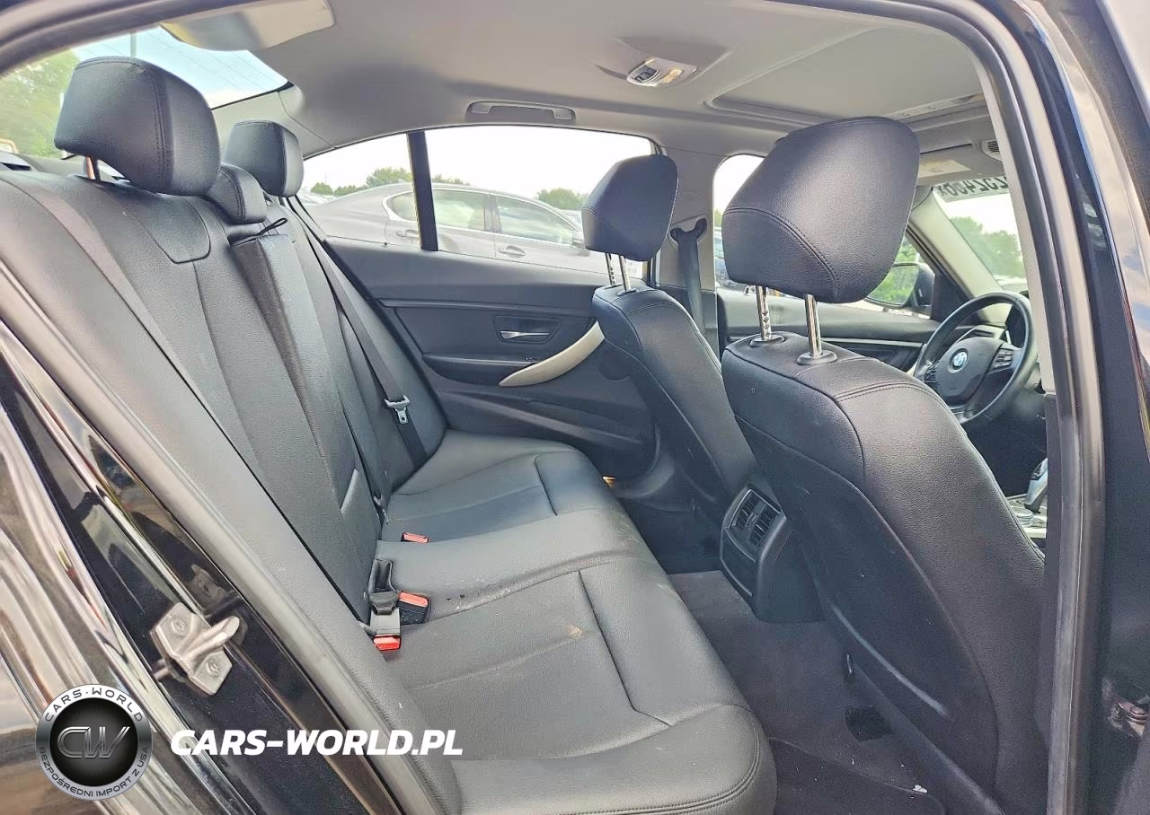 2016 BMW 320 Xi VIN:WBA8E5G54GNU21359 - 10
