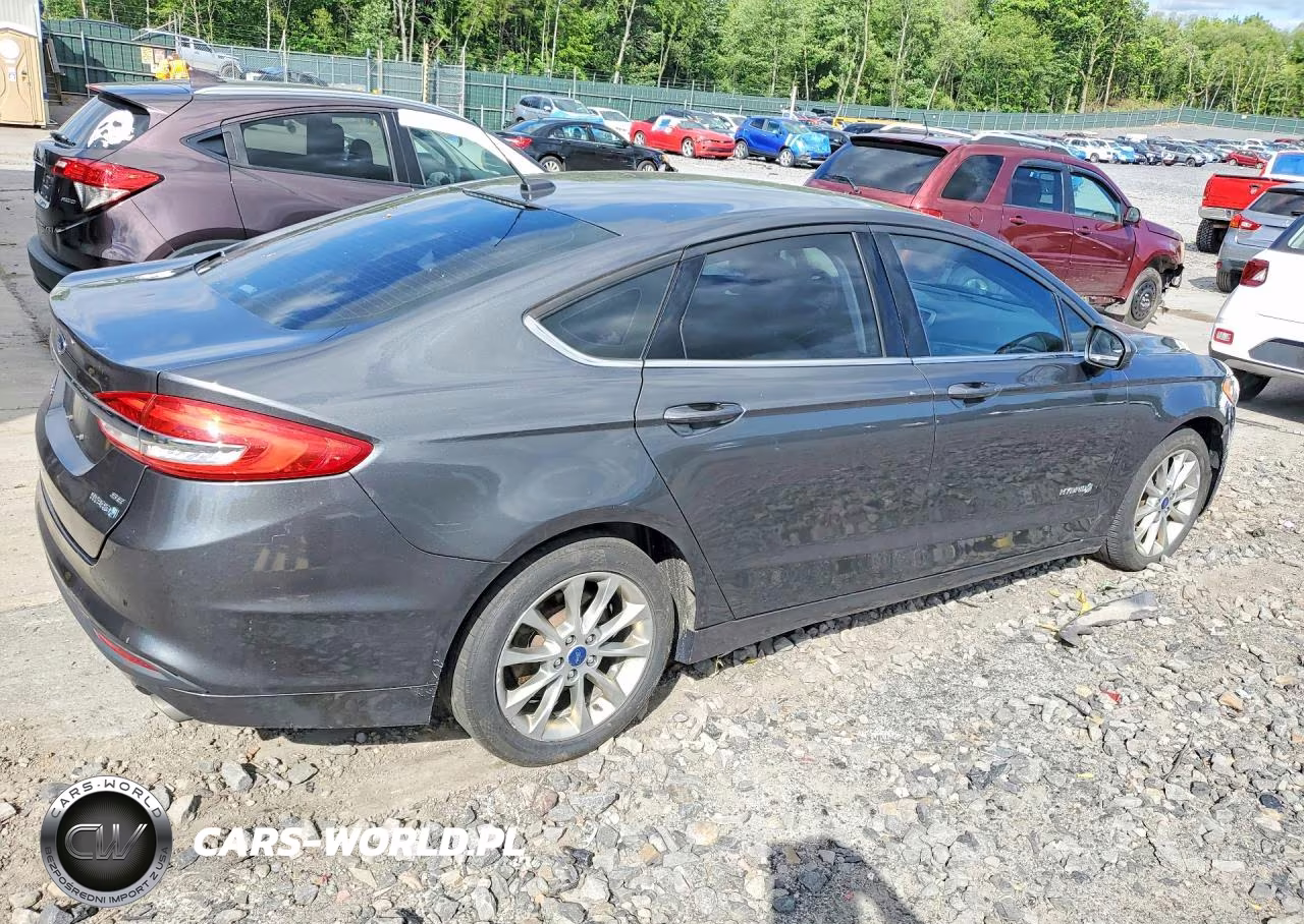 2017 Ford Fusion Se Hybrid VIN:3FA6P0LU5HR217405 - 3